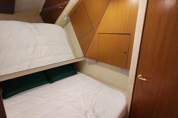 2004 Ocean Yachts 43 Convertible