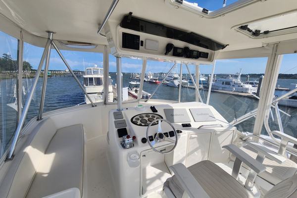 2004 Ocean Yachts 43 Convertible