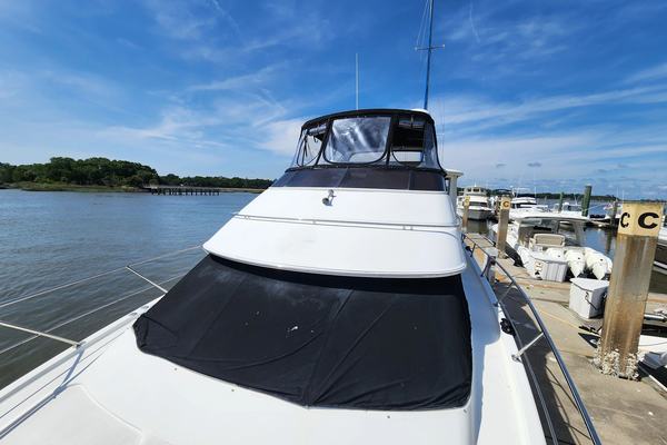 2005 Carver 396 MV