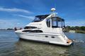 2005 Carver 396 MV
