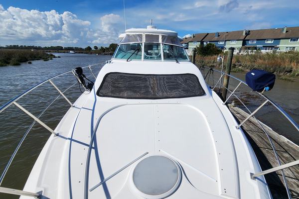 2005 Cruiser Yachts 455 Express
