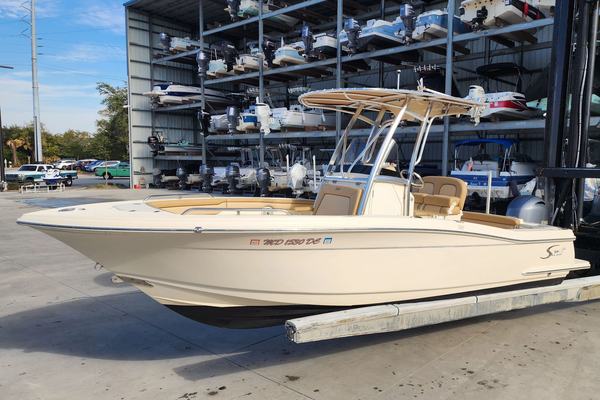 2017 Scout 215 XSF