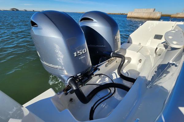 2018 Sailfish 275 DC