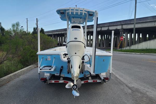 2018 Sea Pro 228 Bay