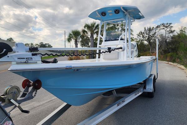2018 Sea Pro 228 Bay
