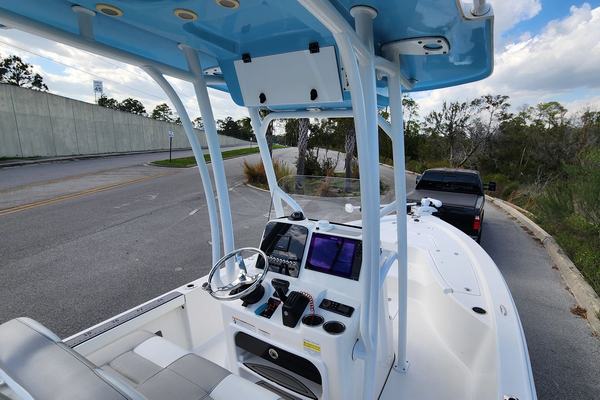 2018 Sea Pro 228 Bay