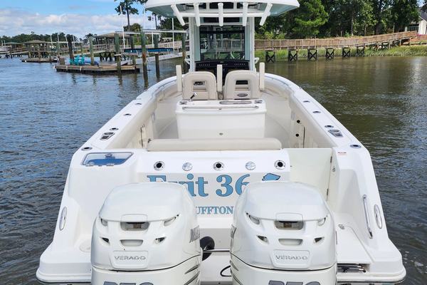 2020 Boston Whaler 280 Outrage