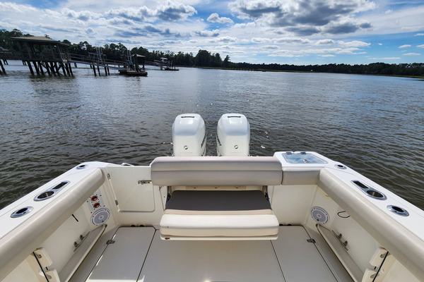 2020 Boston Whaler 280 Outrage